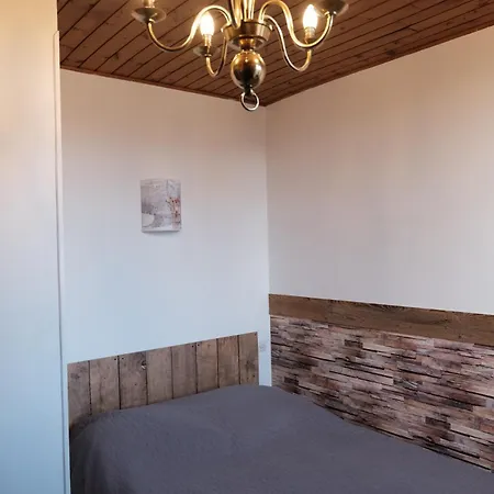 Altitude 1659 - T2 Spacieux Avec Bureau, Vue Imprenable Sur Les Montagnes Font-Romeu-Odeillo-Via