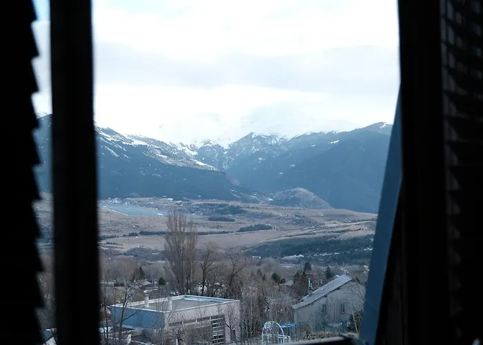 Superbe Appartement, Vue Imprenable Sur Les Montagnes - 1 & 1 Bureau *